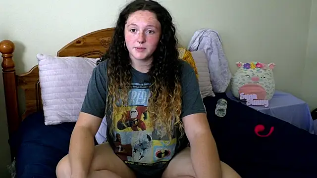 Snapshot of sugasunny04 chatting on 04/10/26, 05:50 sugasunny04 online show from 04/10/26, 05:50