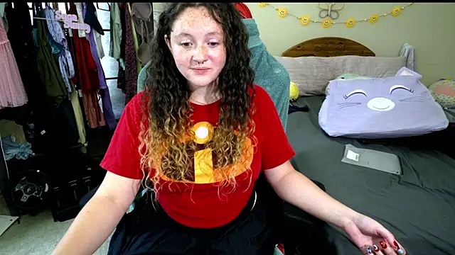 sugasunny04 online show from 05/19/26, 06:14