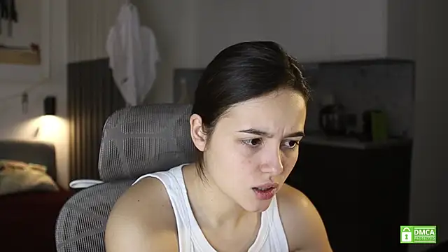 amelie shine online show from 11/02/25, 11:34