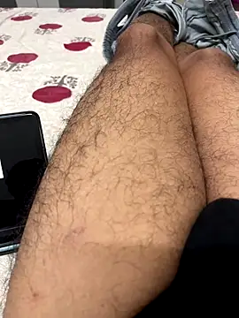 bitujd98 online show from 12/18/25, 04:02