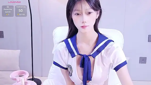 Snapshot of xiaoxi---n chatting on 07/01/26, 06:59 xiaoxi---n online show from 07/01/26, 06:59