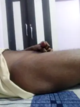 Snapshot of BLACKSUNNYBBC chatting on 12/20/25, 10:55 BLACKSUNNYBBC online show from 12/20/25, 10:55