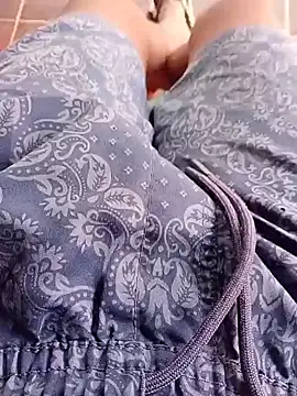 Snapshot of younggblackkCOCK19 chatting on 03/30/26, 02:18 younggblackkCOCK19 online show from 03/30/26, 02:18