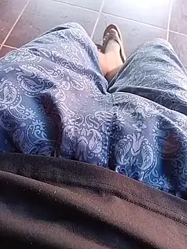 Snapshot of younggblackkCOCK19 chatting on 03/31/26, 01:22 younggblackkCOCK19 online show from 03/31/26, 01:22