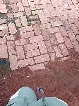 Snapshot of younggblackkCOCK19 chatting on 04/19/26, 11:31 younggblackkCOCK19 online show from 04/19/26, 11:31