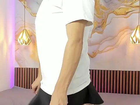 SamLopez1 online show from 10/28/25, 03:32