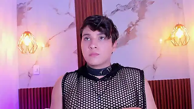 SamLopez1 online show from 11/18/25, 03:23