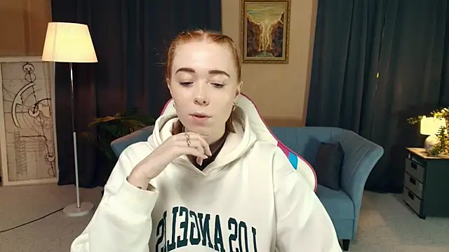 Snapshot of AddieOsler chatting on 11/22/25, 07:46 AddieOsler online show from 11/22/25, 07:46