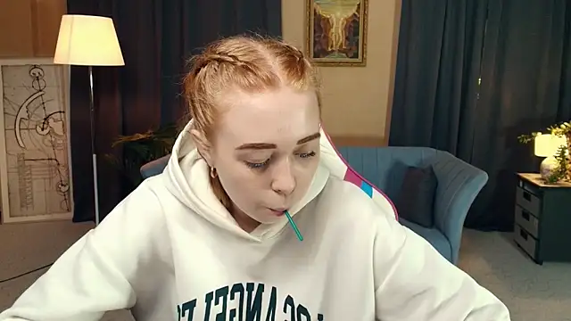 Snapshot of AddieOsler chatting on 11/23/25, 09:25 AddieOsler online show from 11/23/25, 09:25