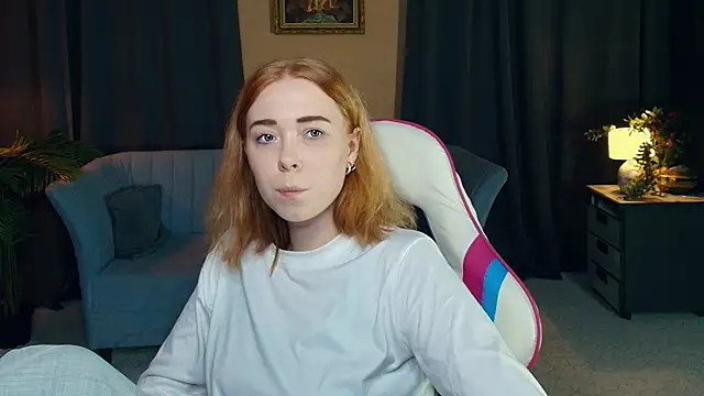 Snapshot of AddieOsler chatting on 12/04/25, 09:01 AddieOsler online show from 12/04/25, 09:01