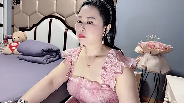 yaoyao22678 online show from 05/21/26, 01:56