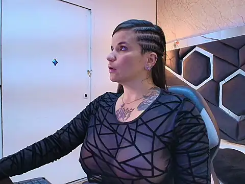 cataleya sambrano online show from 11/12/25, 11:32