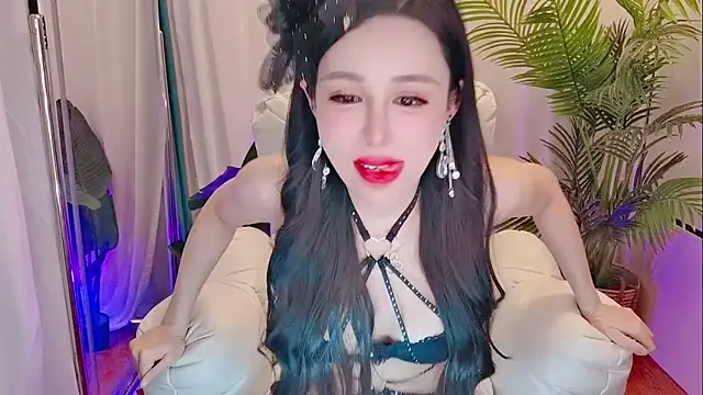 Vv123668 online show from 11/04/25, 02:38