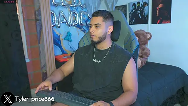 Tiler wolker online show from 01/18/26, 10:57