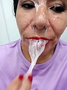 Esmeralda 546 online show from 02/23/26, 08:28