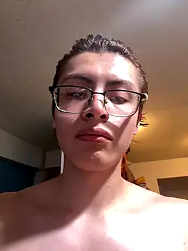 Snapshot of alexismar28 chatting on 10/25/25, 07:30 alexismar28 online show from 10/25/25, 07:30