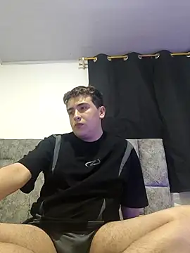 Snapshot of Sam_Rush chatting on 12/03/25, 06:43 Sam Rush online show from 12/03/25, 06:43