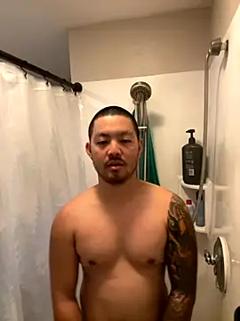 urboiy online show from 10/30/25, 10:21