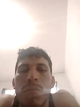 Snapshot of ramses99 chatting on 10/30/25, 06:52 ramses99 online show from 10/30/25, 06:52