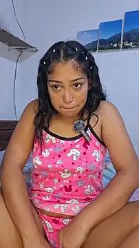 Snapshot of aleexacandy chatting on 03/07/26, 01:52 aleexacandy online show from 03/07/26, 01:52