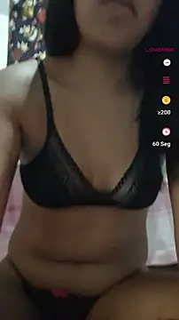 Snapshot of aleexacandy chatting on 04/19/26, 06:54 aleexacandy online show from 04/19/26, 06:54