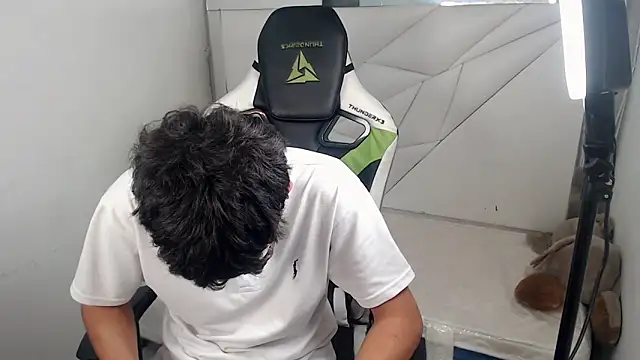 Cash G  online show from 11/25/25, 09:04