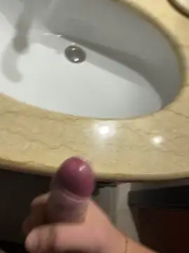 Snapshot of pakyyyyyyyyy chatting on 11/24/25, 07:46 pakyyyyyyyyy online show from 11/24/25, 07:46