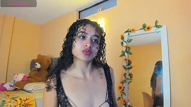 Snapshot of Keniia_rizz chatting on 05/26/26, 07:10 Keniia rizz online show from 05/26/26, 07:10