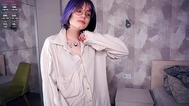 KellePourier online show from 11/06/25, 05:36