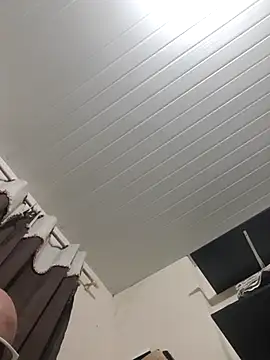 Snapshot of Coroatopatudo4546 chatting on 10/28/25, 05:44 Coroatopatudo4546 online show from 10/28/25, 05:44