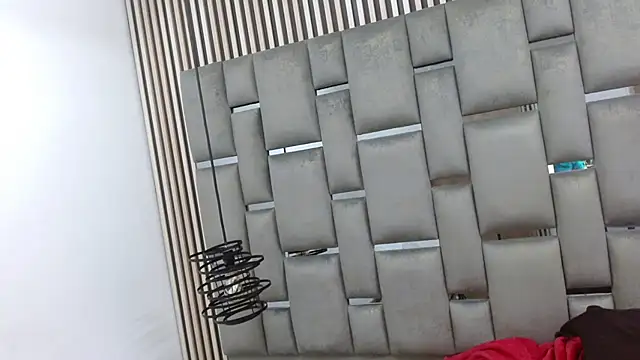 Snapshot of Memi_xxx chatting on 11/21/25, 04:11 Memi xxx online show from 11/21/25, 04:11