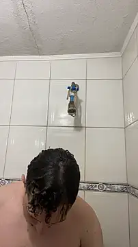 Snapshot of zvornex chatting on 10/26/25, 05:46 zvornex online show from 10/26/25, 05:46