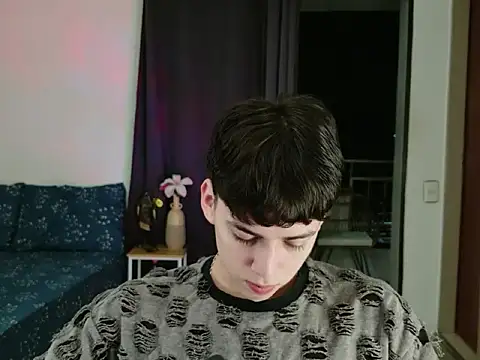 Sett 01 online show from 06/02/26, 07:32