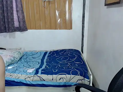 Snapshot of prettysam9 chatting on 04/11/26, 12:26 prettysam9 online show from 04/11/26, 12:26