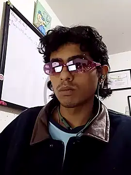 SkinniYamo online show from 02/20/26, 11:49