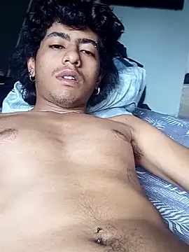 SkinniYamo online show from 02/21/26, 04:41