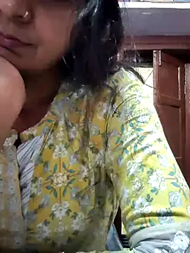 Snapshot of Hot-Rubyy chatting on 07/25/26, 10:35 Hot-Rubyy online show from 07/25/26, 10:35