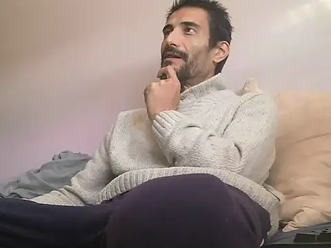 Ash59055 online show from 11/12/25, 09:53