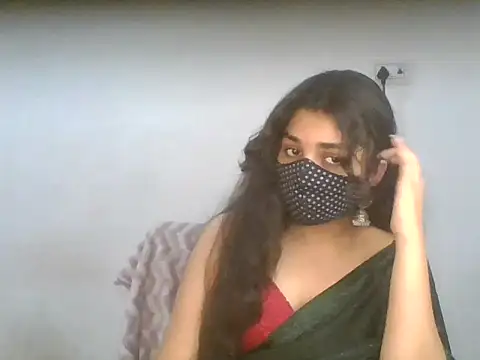 Cutie Sonam online show from 04/02/26, 12:03