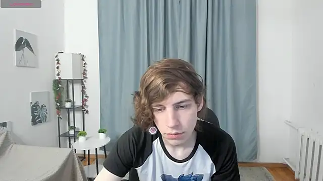 AvenGlow online show from 12/15/25, 05:12