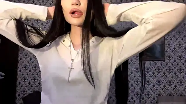 SofiaDreams09 online show from 11/17/25, 03:18