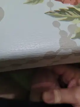 Snapshot of Tincho1051 chatting on 03/21/26, 03:44 Tincho1051 online show from 03/21/26, 03:44