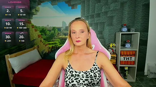 Snapshot of ScarlettPalmer chatting on 11/21/25, 10:03 ScarlettPalmer online show from 11/21/25, 10:03