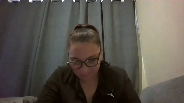 lilMissMarli online show from 04/17/26, 08:28