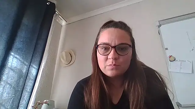 lilMissMarli online show from 07/04/26, 09:04