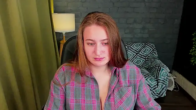 Snapshot of Sofi_Mell chatting on 11/08/25, 12:27 Sofi Mell online show from 11/08/25, 12:27