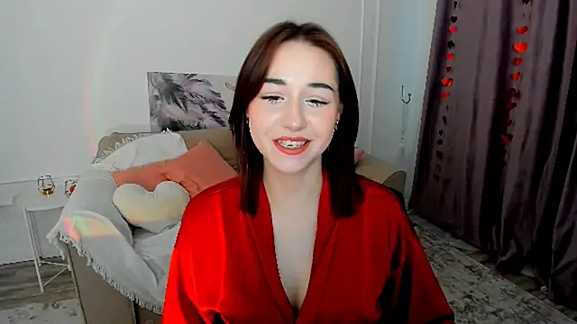 Snapshot of MakeYoueHappy chatting on 03/12/26, 03:34 MakeYoueHappy online show from 03/12/26, 03:34