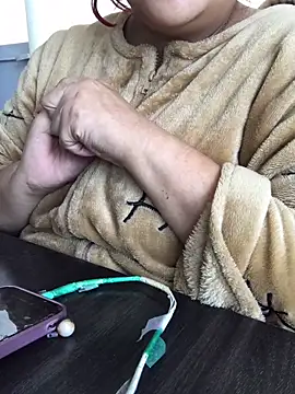 Evil kitty6 online show from 11/11/25, 04:07