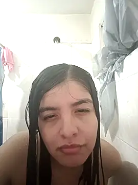 Snapshot of Tatimari chatting on 11/13/25, 05:56 Tatimari online show from 11/13/25, 05:56