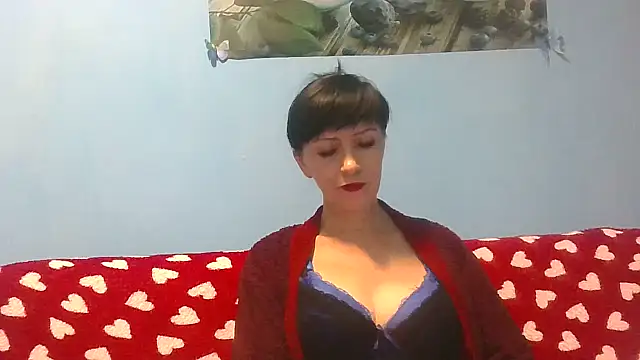 IffetLove42 online show from 11/12/25, 06:08